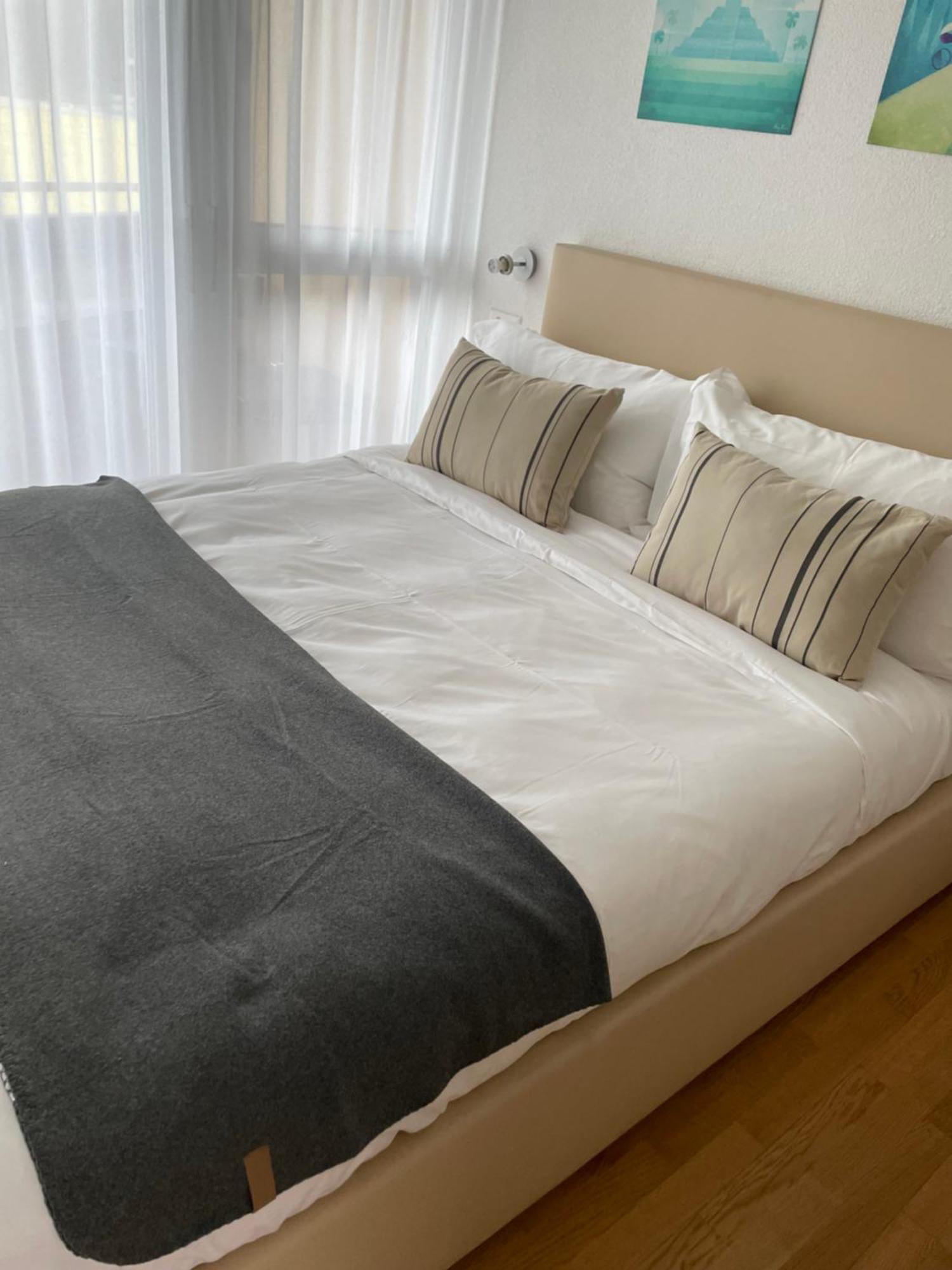 Eh!Toi Self Motel Etoy Exteriör bild